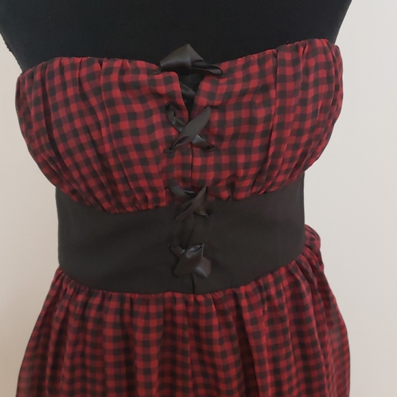 Red and black checkered dress - Picture 6 of 12